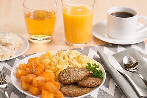 Drury Plaza Hotel Broadview - Wichita