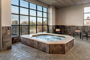 Drury Plaza Hotel Broadview - Wichita