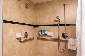 Drury Plaza Hotel Broadview - Wichita