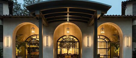 Casa Mani Resort Napa Valley, Curio Collection by Hilton