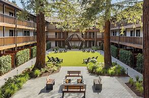 Casa Mani Resort Napa Valley, Curio Collection by Hilton
