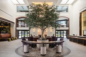 Casa Mani Resort Napa Valley, Curio Collection by Hilton