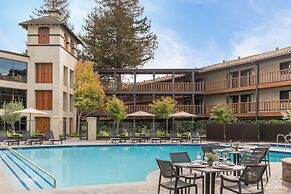 Casa Mani Resort Napa Valley, Curio Collection by Hilton