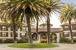 Casa Mani Resort Napa Valley, Curio Collection by Hilton