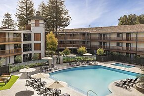 Casa Mani Resort Napa Valley, Curio Collection by Hilton