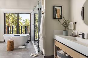 Casa Mani Resort Napa Valley, Curio Collection by Hilton