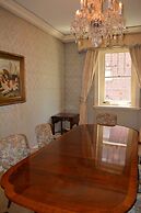 Sir Stamford At Circular Quay