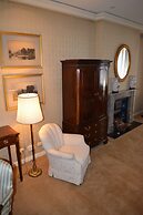 Sir Stamford At Circular Quay