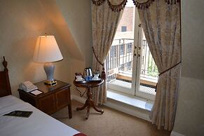 Sir Stamford At Circular Quay