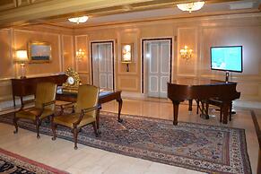 Sir Stamford At Circular Quay