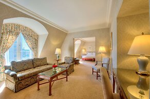 Sir Stamford At Circular Quay