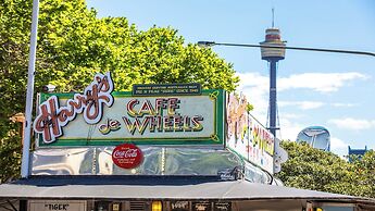 Holiday Inn Sydney Potts Point by IHG