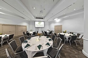 Holiday Inn Sydney Potts Point by IHG