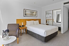 Holiday Inn Sydney Potts Point by IHG