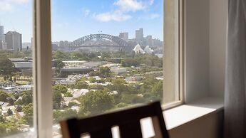 Holiday Inn Sydney Potts Point by IHG