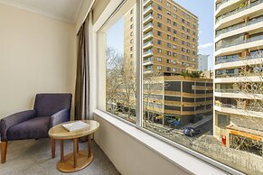 Holiday Inn Sydney Potts Point by IHG