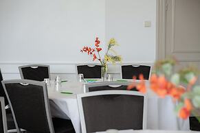 Holiday Inn Sydney Potts Point by IHG