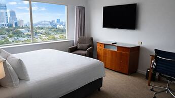 Holiday Inn Sydney Potts Point by IHG