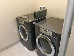 Holiday Inn Montreal Longueuil by IHG