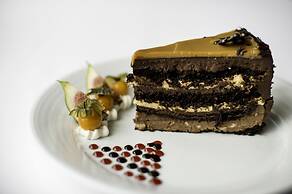 Holiday Inn Montreal Longueuil by IHG