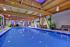 Holiday Inn Montreal Longueuil by IHG