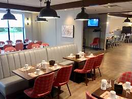 Holiday Inn Montreal Longueuil by IHG