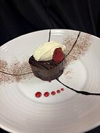 Holiday Inn Montreal Longueuil by IHG