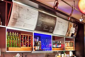 Courtyard by Marriott Hampton