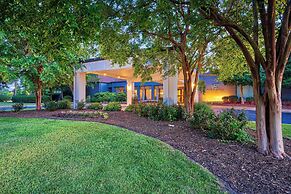 Courtyard by Marriott Hampton