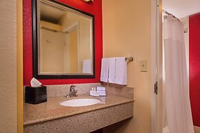 Courtyard by Marriott Hampton