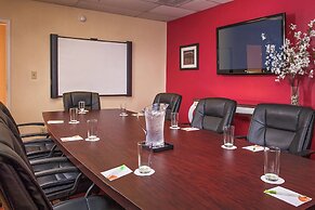 Courtyard by Marriott Hampton