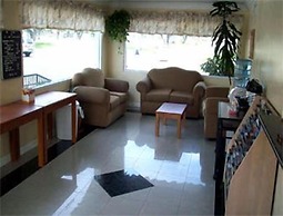 Colony Inn