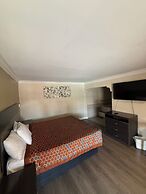Colony Inn