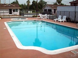 Colony Inn