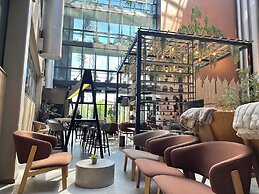 Skyline Airport Hotel