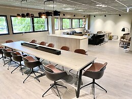 Skyline Airport Hotel