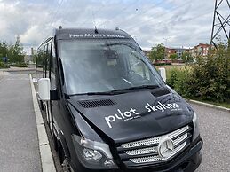 Skyline Airport Hotel