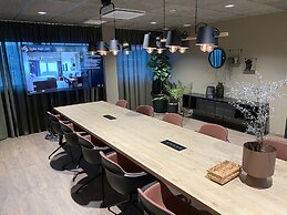 Skyline Airport Hotel