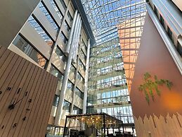 Skyline Airport Hotel