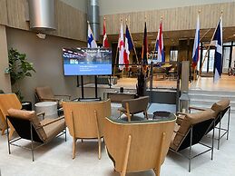 Skyline Airport Hotel