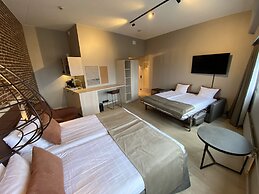 Skyline Airport Hotel