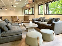 Skyline Airport Hotel