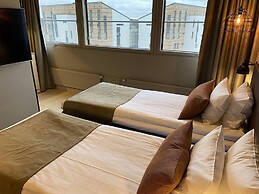 Skyline Airport Hotel