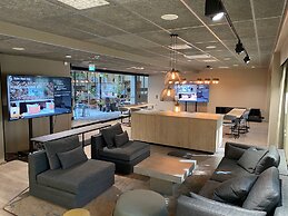 Skyline Airport Hotel