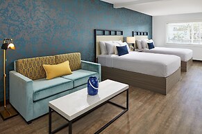 The Shoal La Jolla Beach