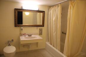 Bedford Plaza Hotel - Boston