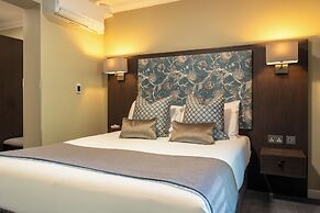 Nevis Bank Inn