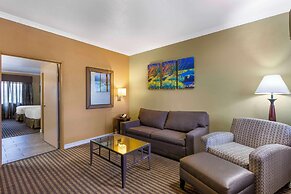 Best Western Royal Sun Inn & Suites