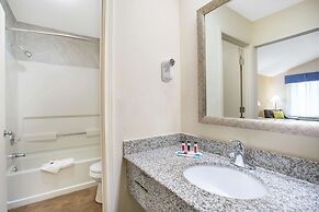 Days Inn by Wyndham Lake City