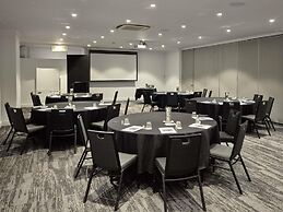 Mercure Canberra